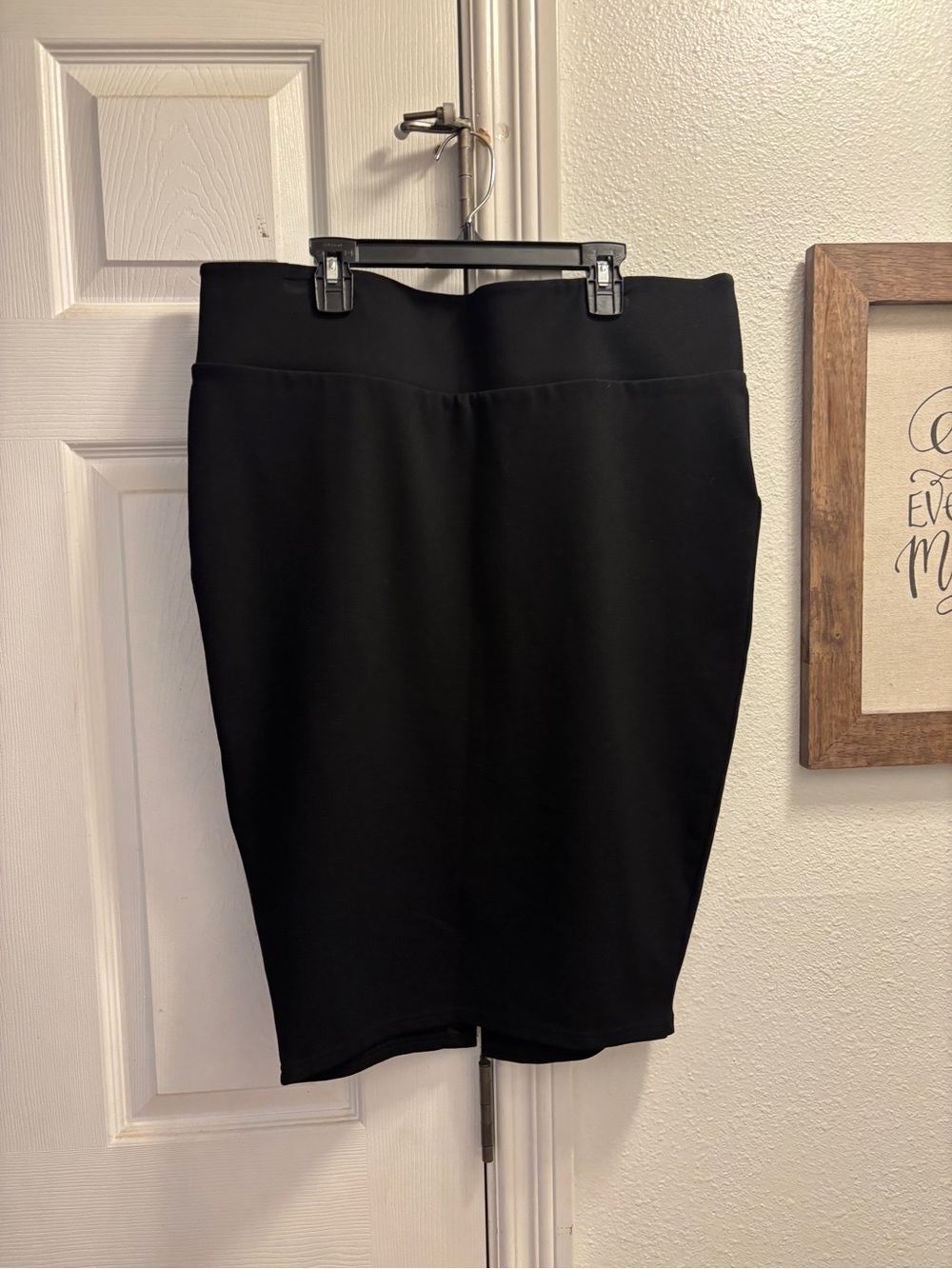 Torrid 1x Classic Black Womens Pencil Skirt - Stretch Waistband